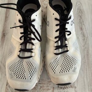 On Cloud X Running Shoes in White & Black Size 91/2 women’s excellent